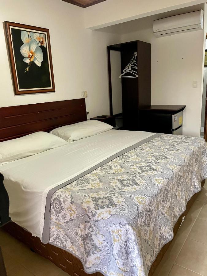 Apartotel Flamboyant Jacó Esterno foto